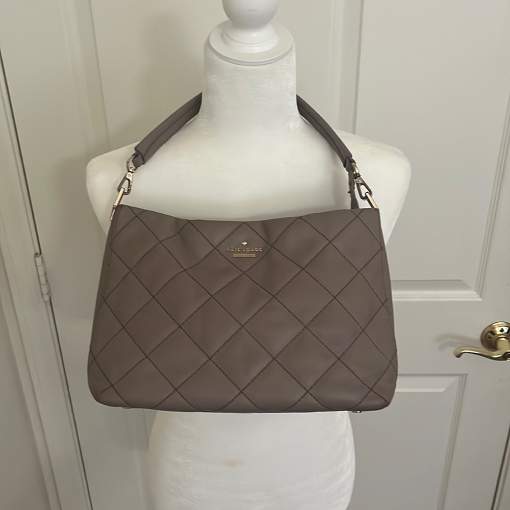 COPY - Gently used Kate spade purse with shoulder strap.